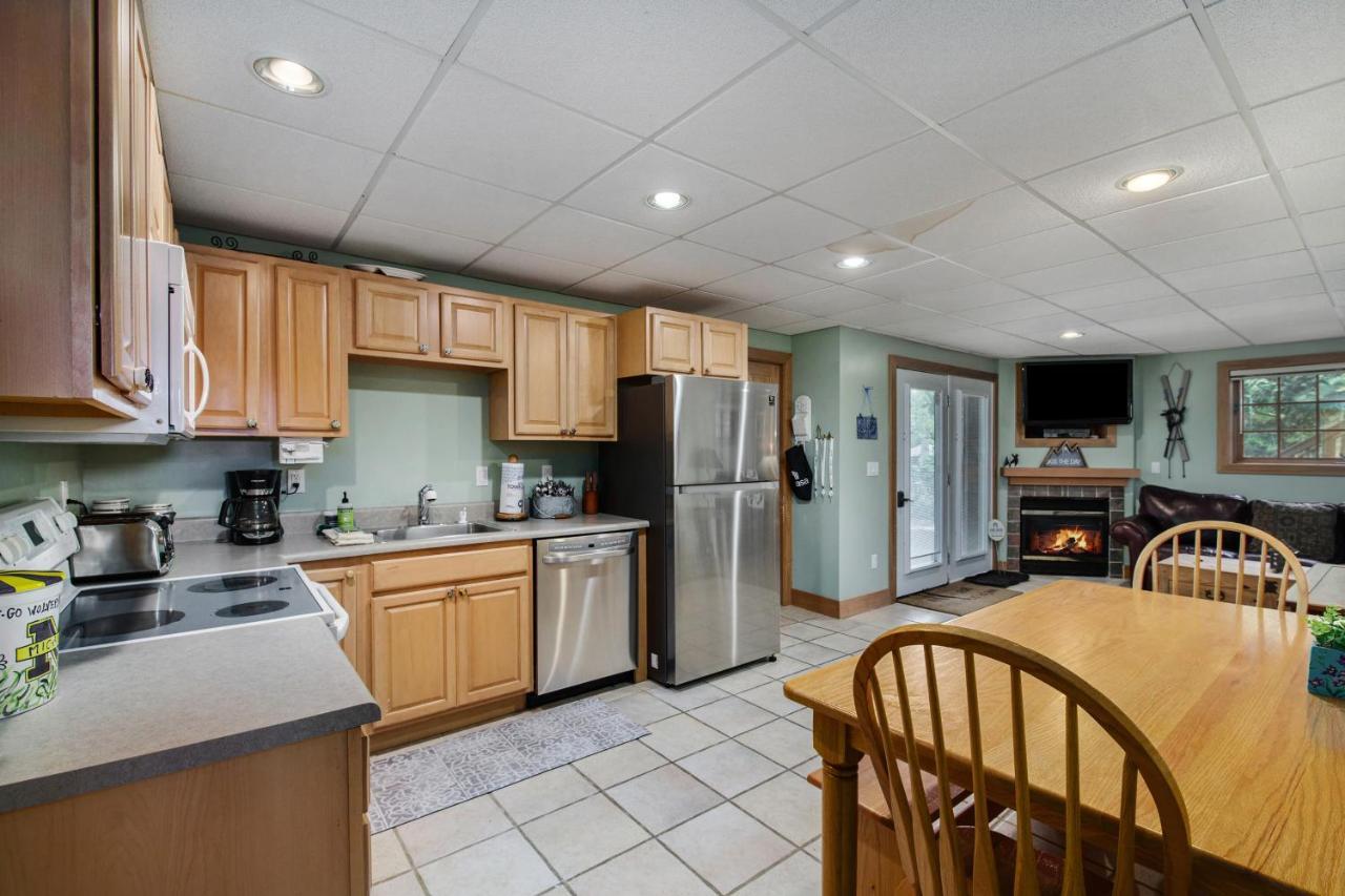 Boyne Mountain Getaway, Unit B Apart otel Boyne Falls Dış mekan fotoğraf